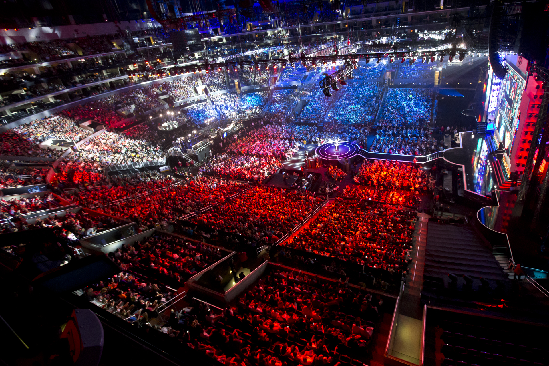 世界赛选手角逐：挑战与奋斗之路